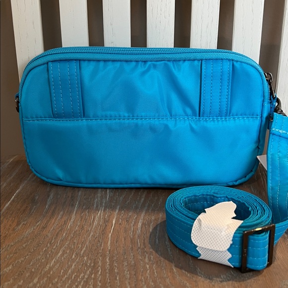 Coupe XL RARE Sky Blue🩵 - Picture 2 of 11